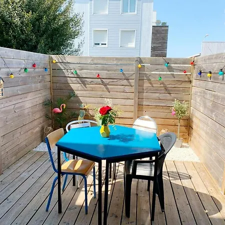 Avec Terrasse Près Du Vieux Port