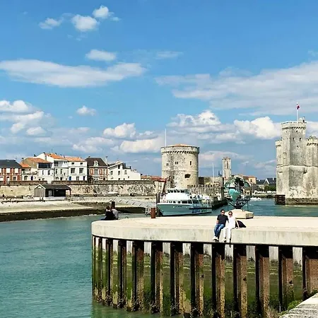 Apartmán Avec Terrasse Pres Du Vieux Port *
