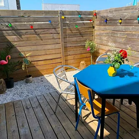 Avec Terrasse Pres Du Vieux Port * لا روشيل